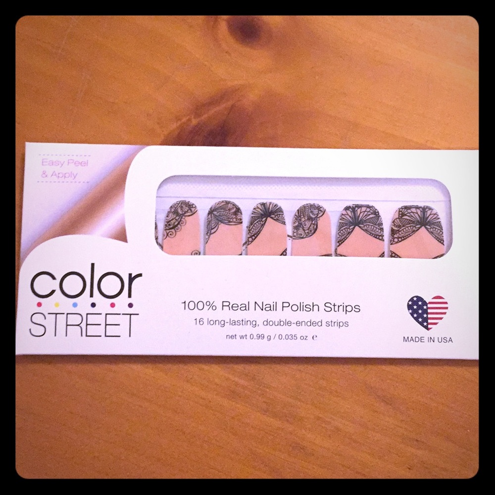 Nail polish strips 💅🏾